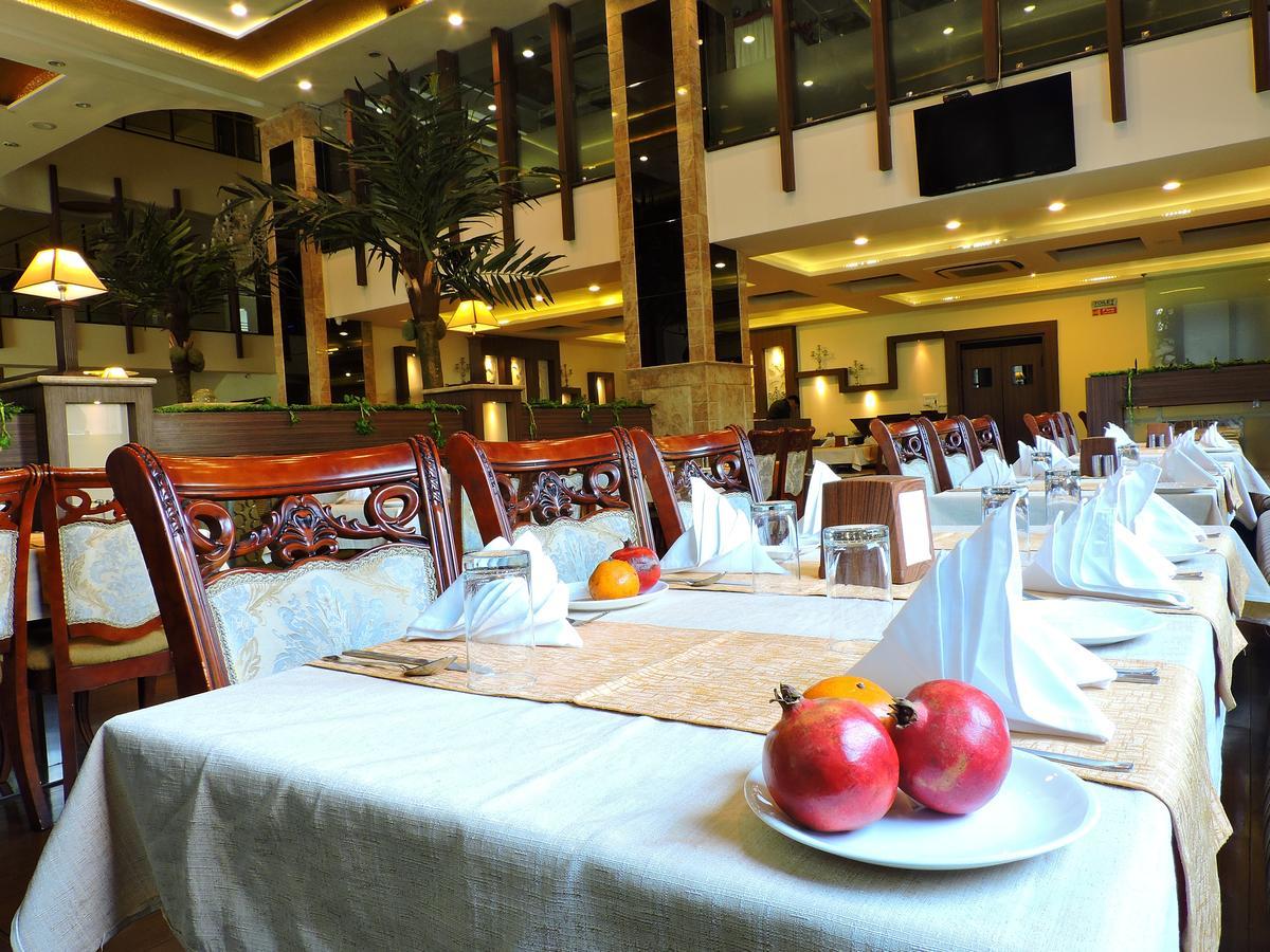 Hotel Devashish Haldwani Exterior photo